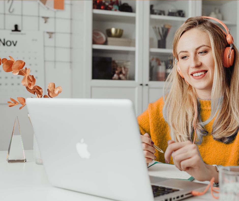 Working time in November 2025 in Poland – how many hours to work?