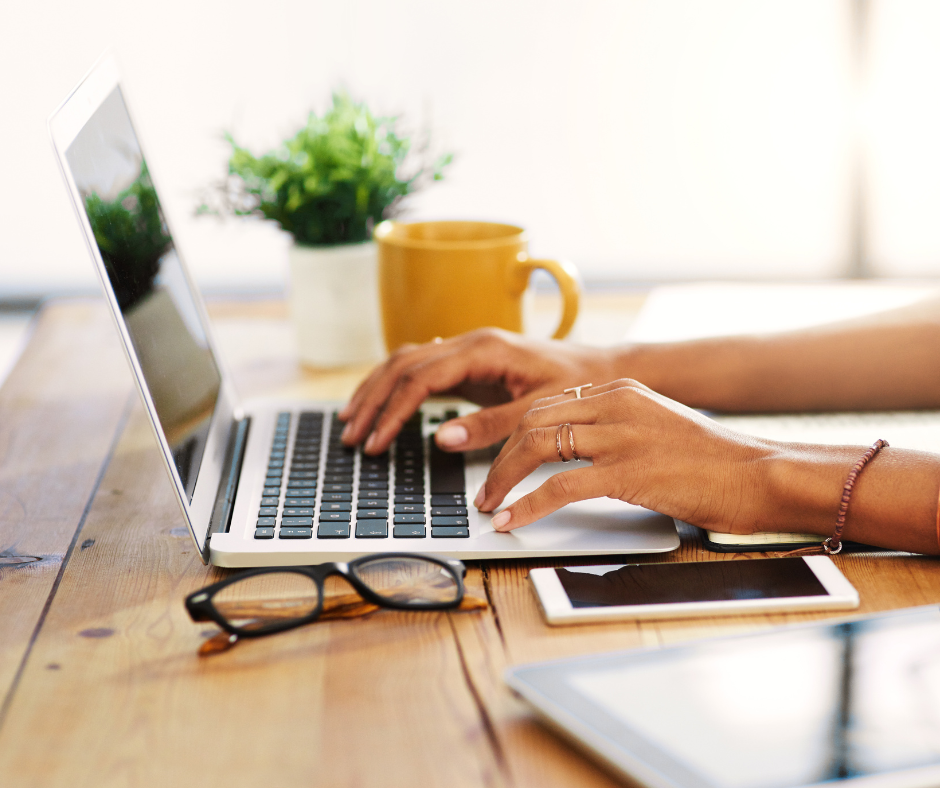 Work efficiency in a hybrid model – data that supports business decisions